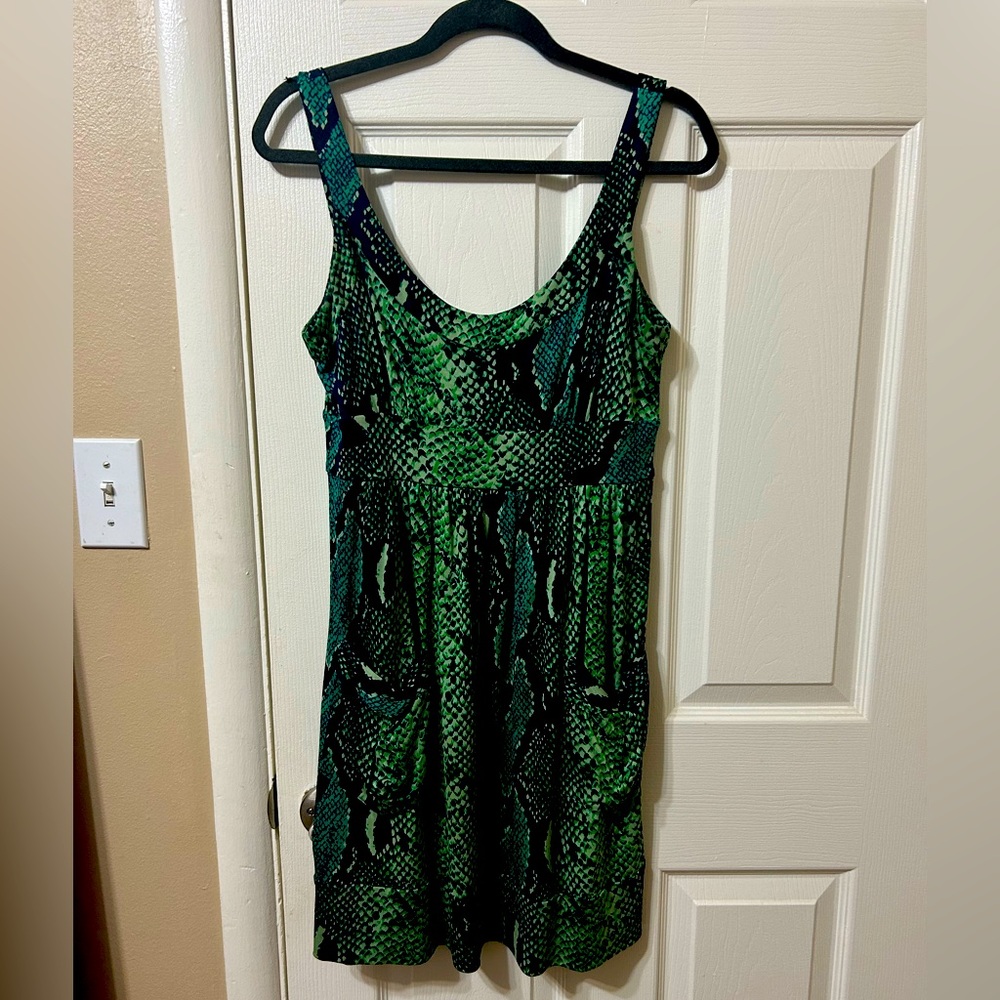 DVF Snake Skin Dress. Size 10. Great Condition. Silk.
